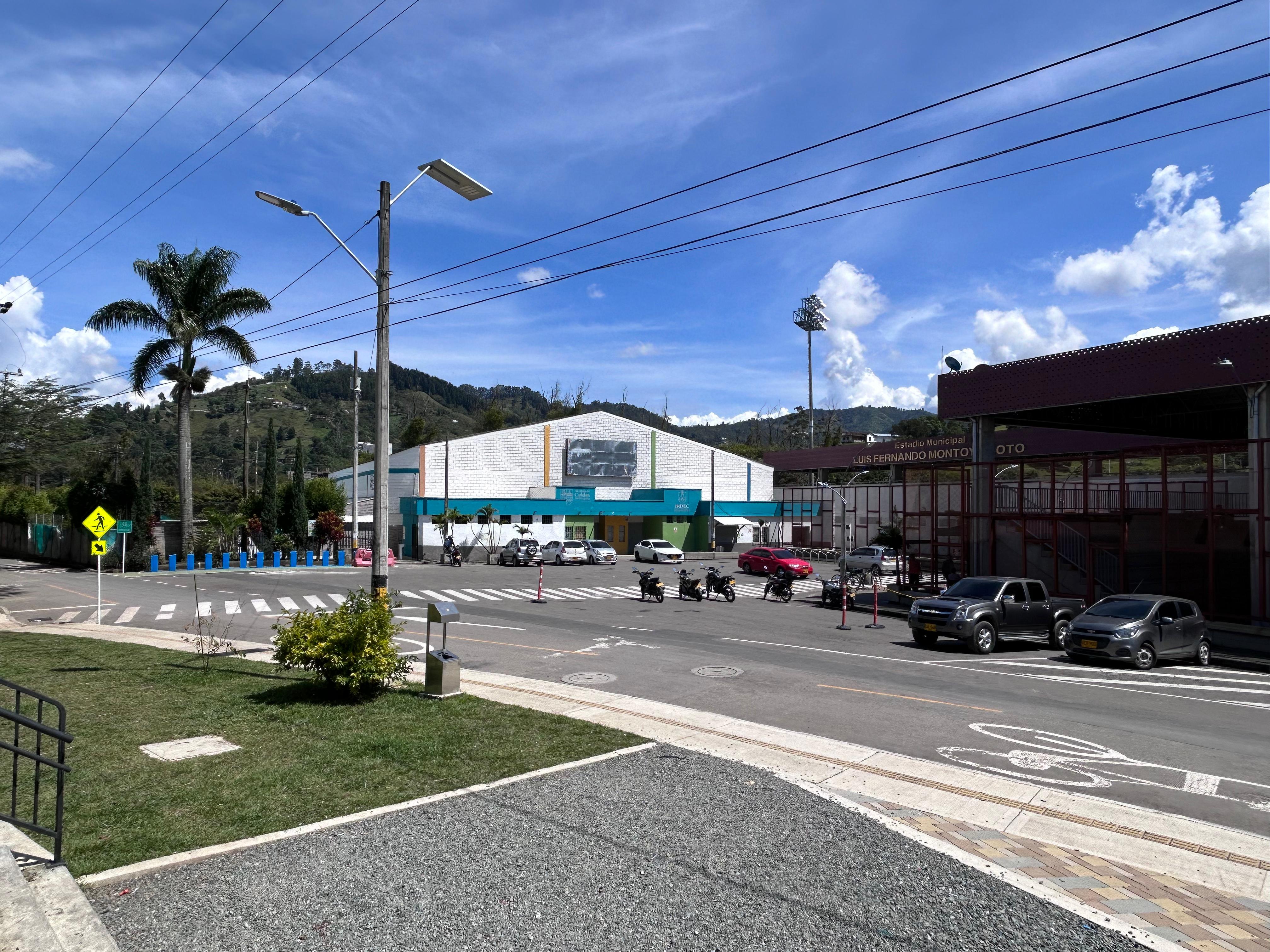 PARQUEADERO MUNICIPAL LUIS FERNANDO SOTO MONTOYA